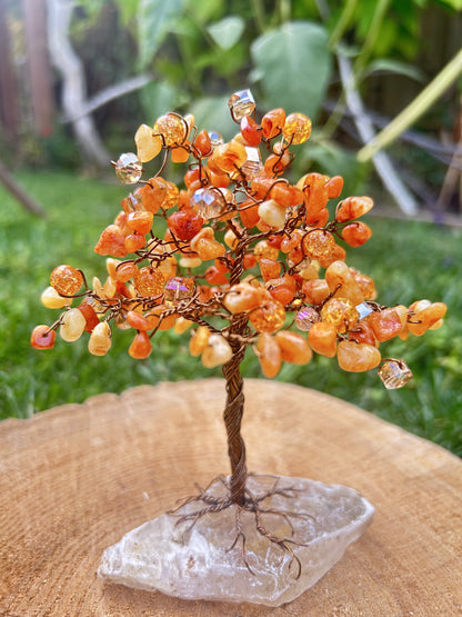 "Clementine" Sassafras tree with quartzite chip beads,