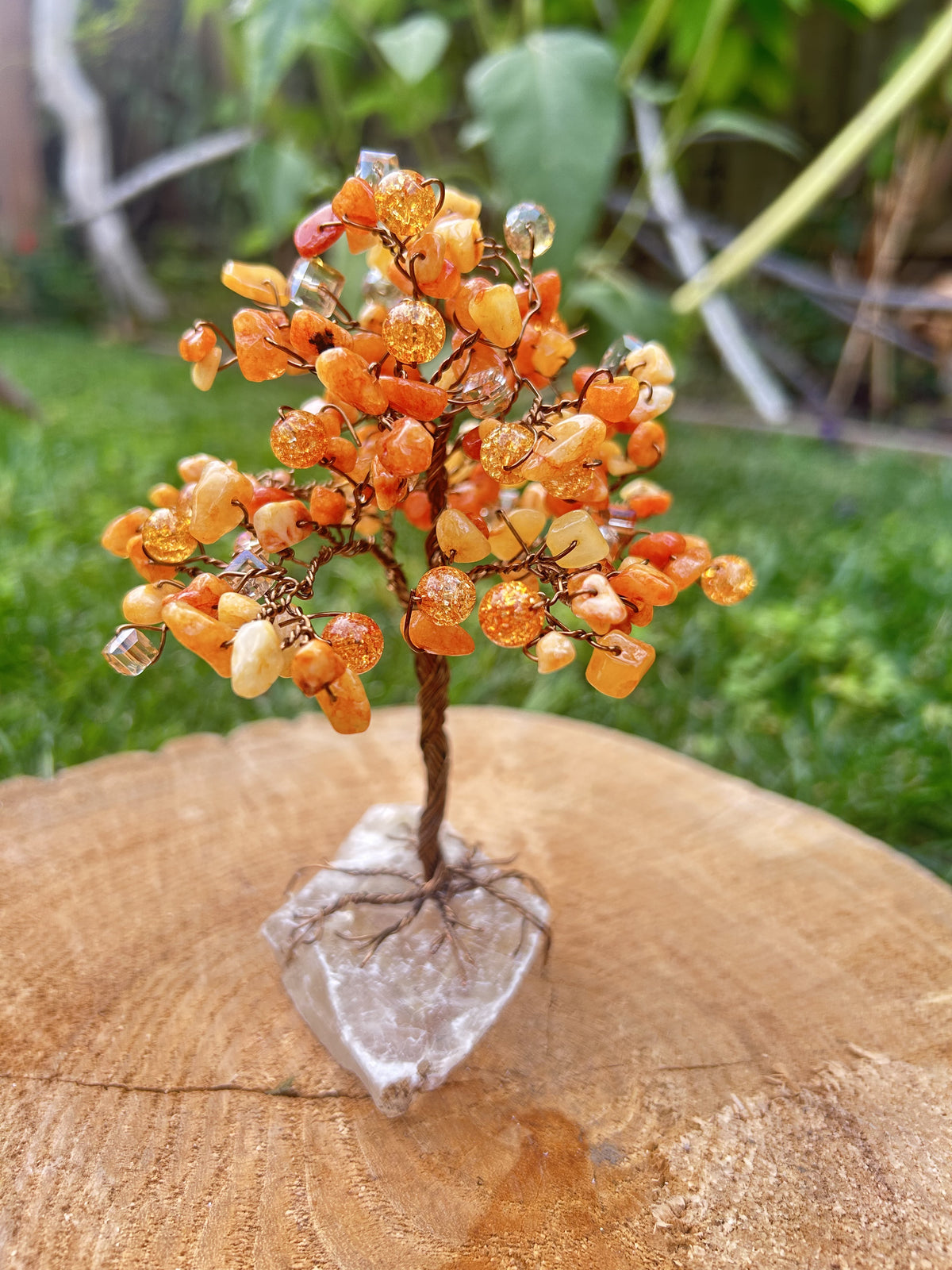 "Clementine" Sassafras tree with quartzite chip beads,